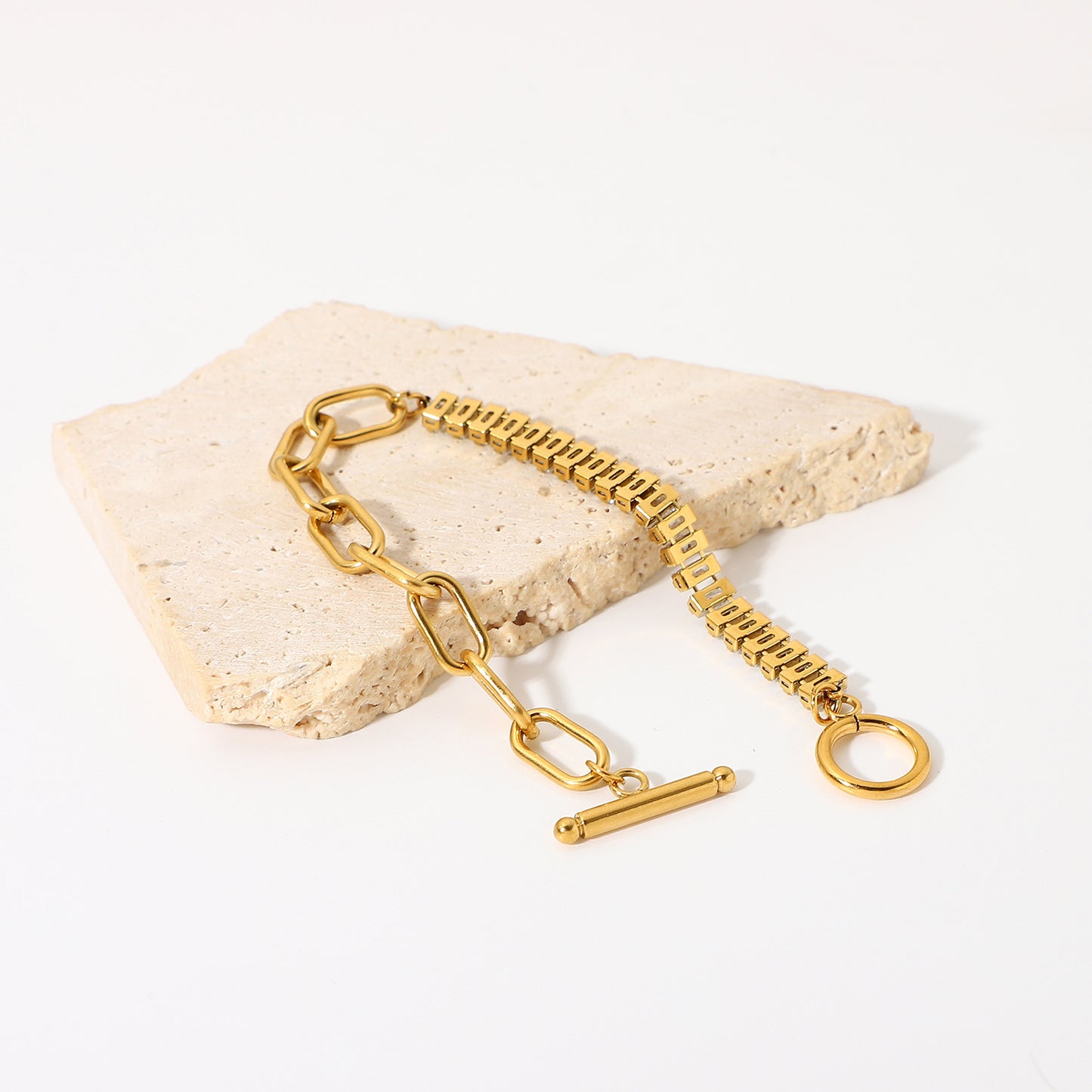 18K Gold Shine Bright Toggle Bracelet With CZ Stones