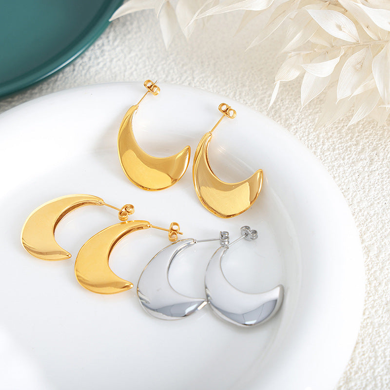 18K Gold-plated Simple Moon Earrings