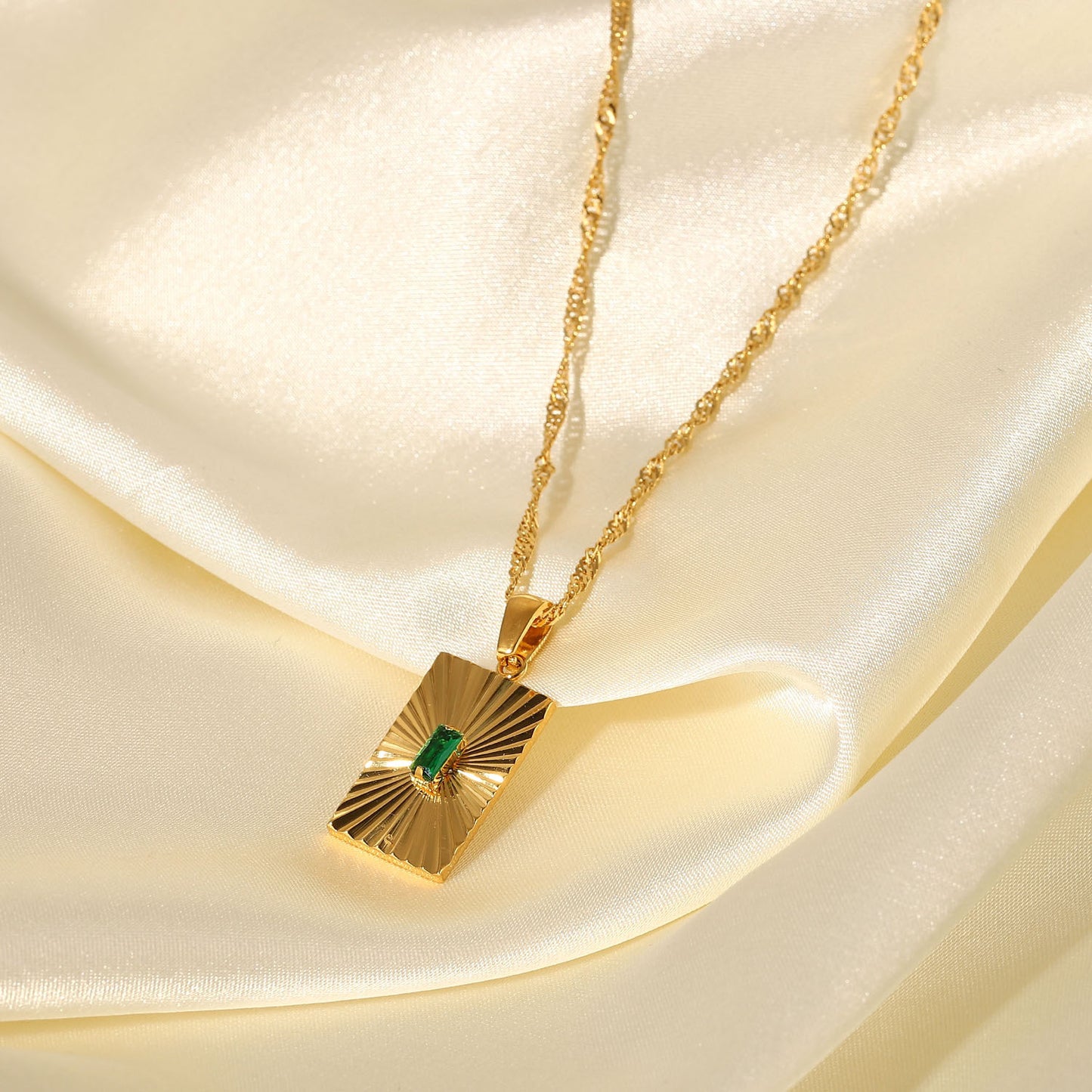 Be Radiant Gold and Emerald Pendant Necklace