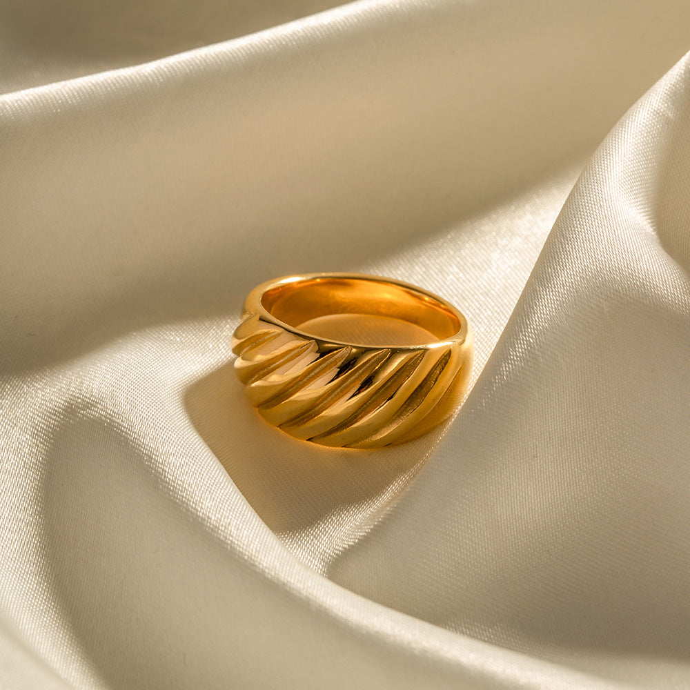 18k Gold-plated Ribbed Dome Ring