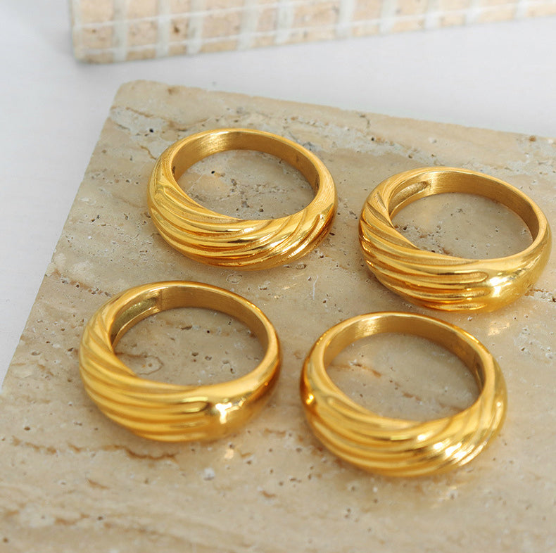 Gold Dome Twist Stripe Ring