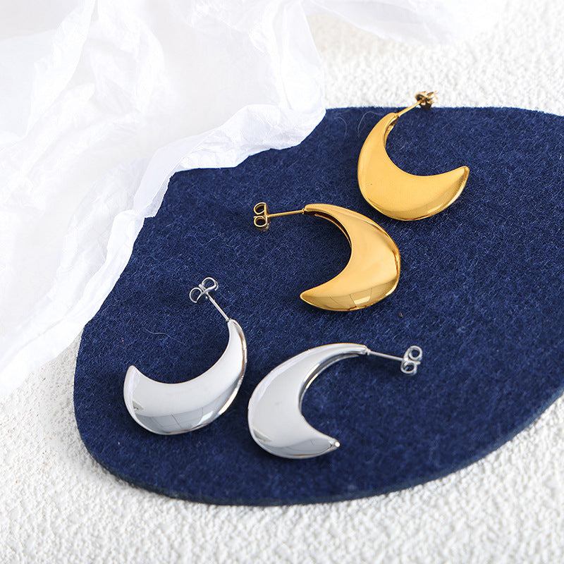 18K Gold-plated Simple Moon Earrings